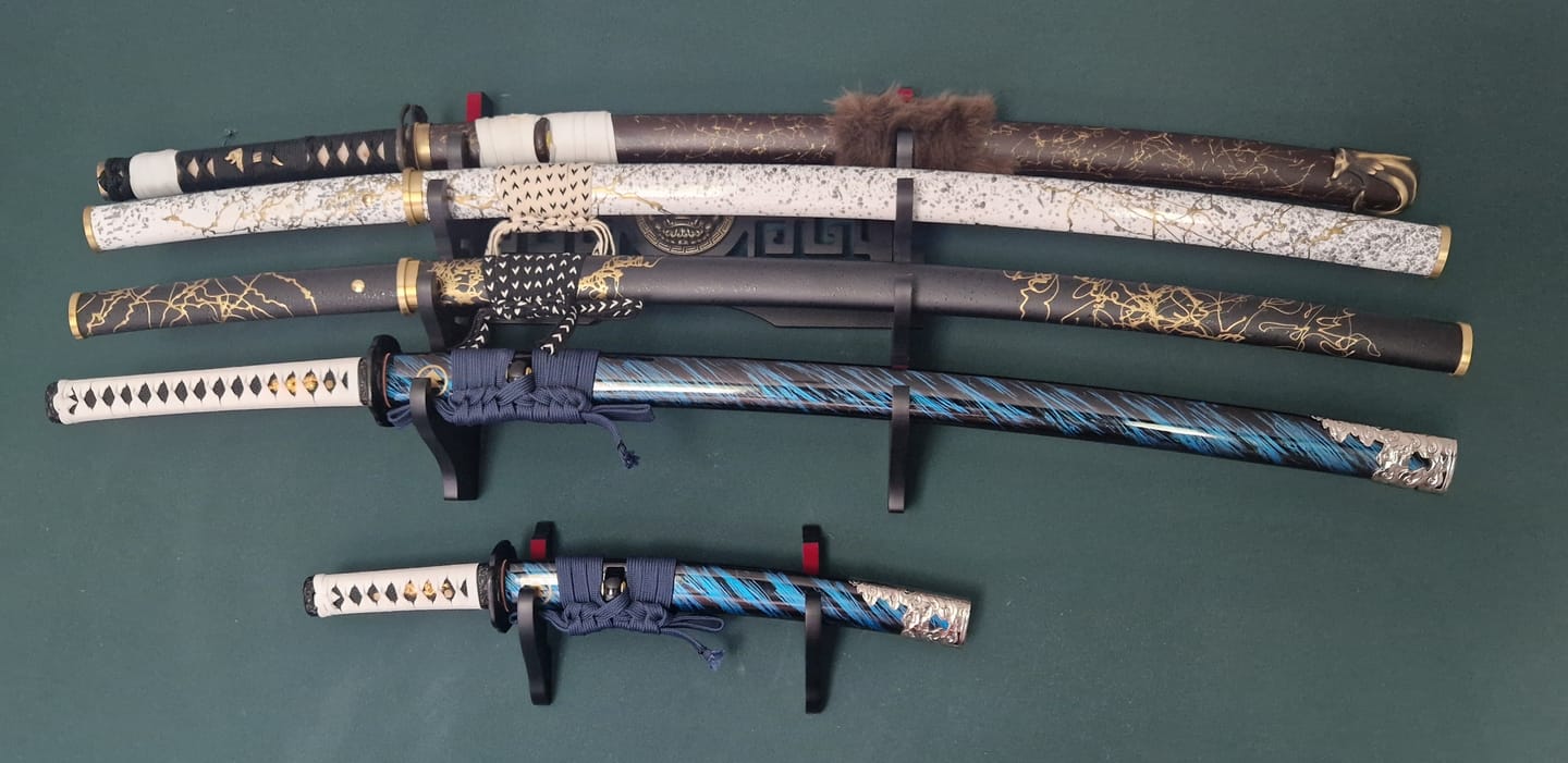 Customer photo review of Katana – Ghost of Yōtei Gilded Night T10 Clay Tempered Blade | 羊蹄山の魂 暗夜鍍金