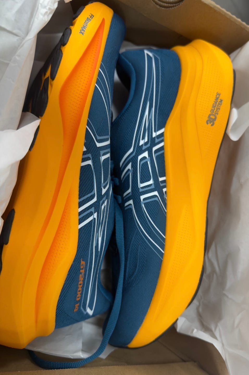 Customer photo review of Asics GT 2000 14 Hombre Dark Teal White