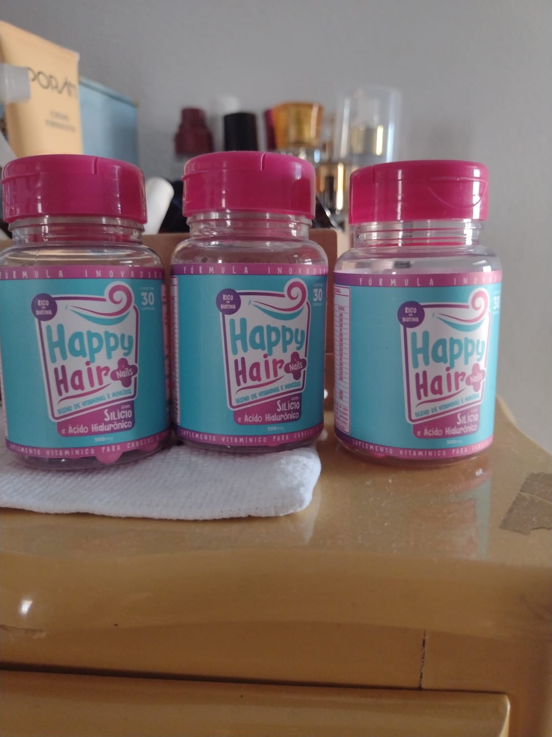 Customer photo review of Happy Hair 3 Potes + 1 Colágeno Grátis