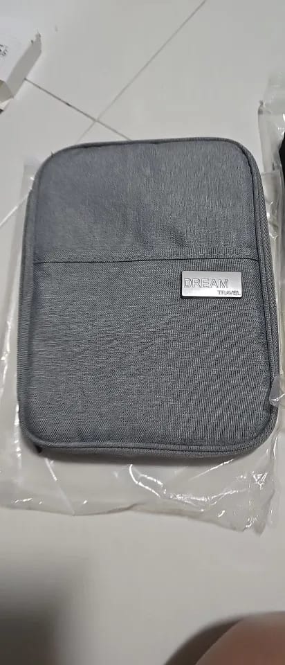Customer photo review of Portefeuille Passeport Famille