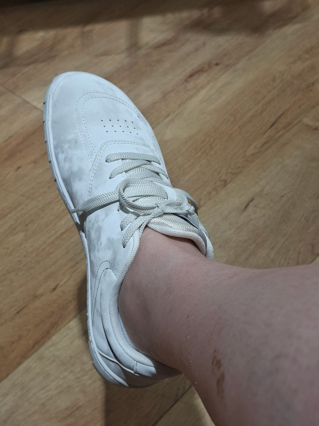 Customer photo review of Vaistoa Katu 2 -paljasjalkasneakerit