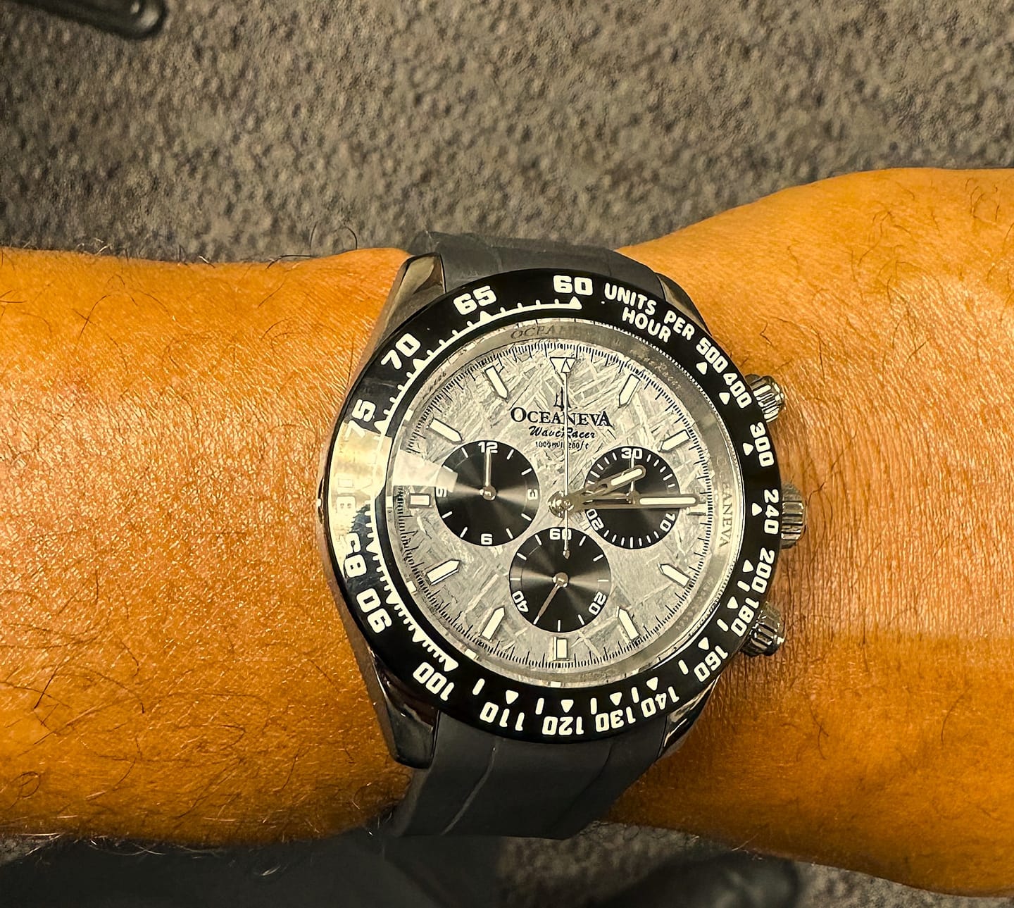 Customer photo review of Oceaneva WaveRacer 1000m Mechanical Chronograph Automatic Grade 5 Titanium Watch Meteorite