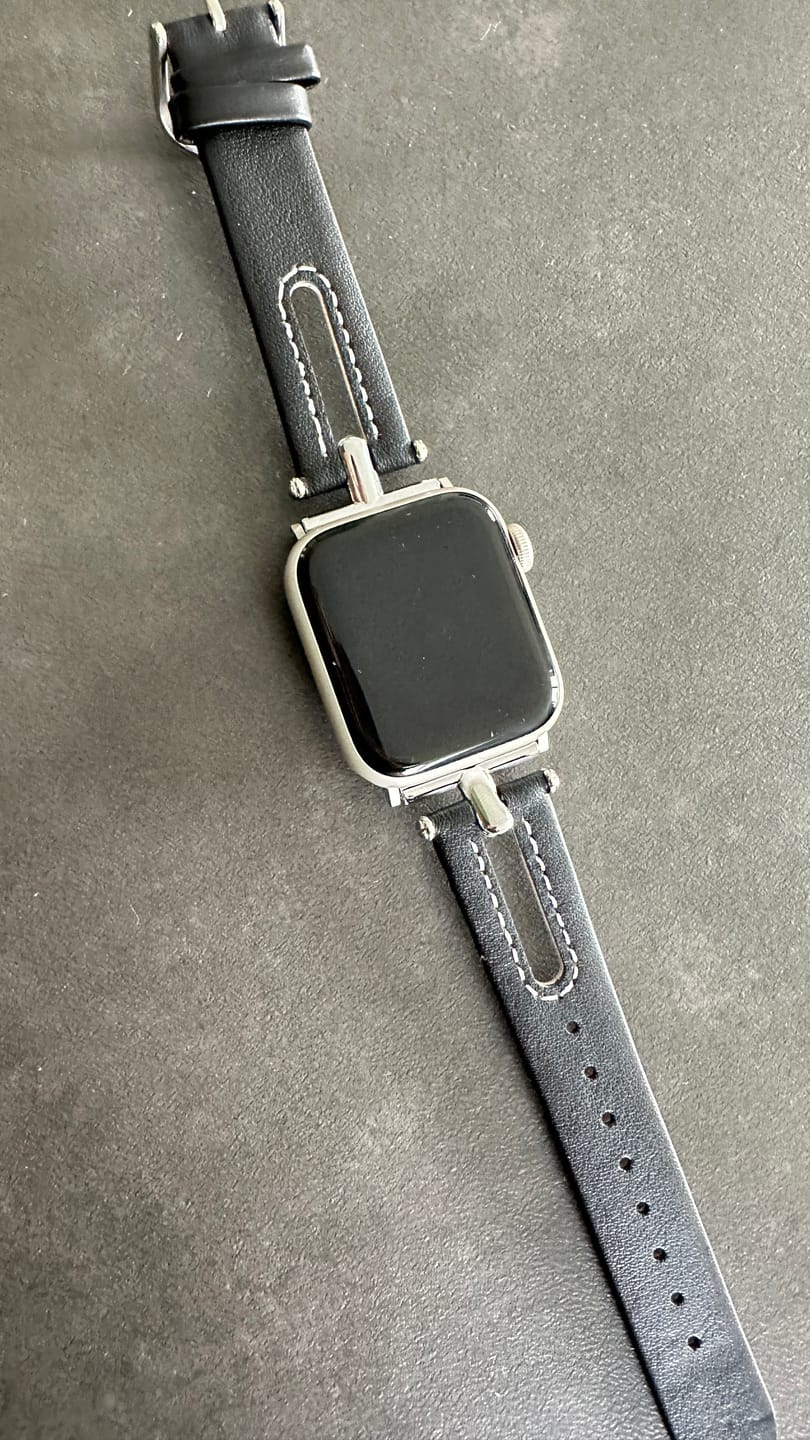 Customer photo review of Apple Watch Lederband "Emilie"