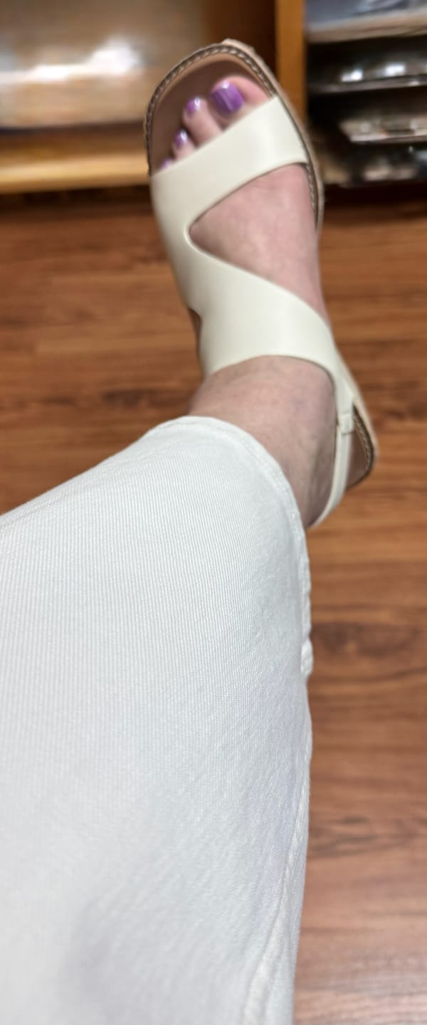 Customer photo review of Corky's White Steppin Out Wedges