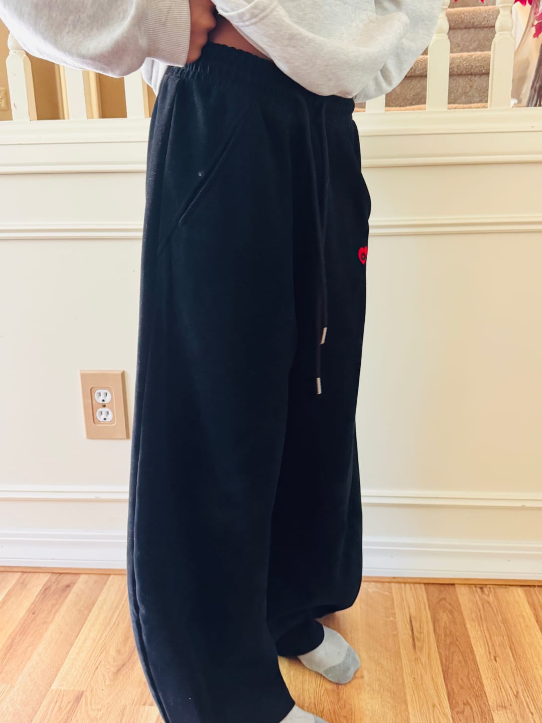 Customer photo review of Aelfric Eden Super Baggy Barrel Sweatpants