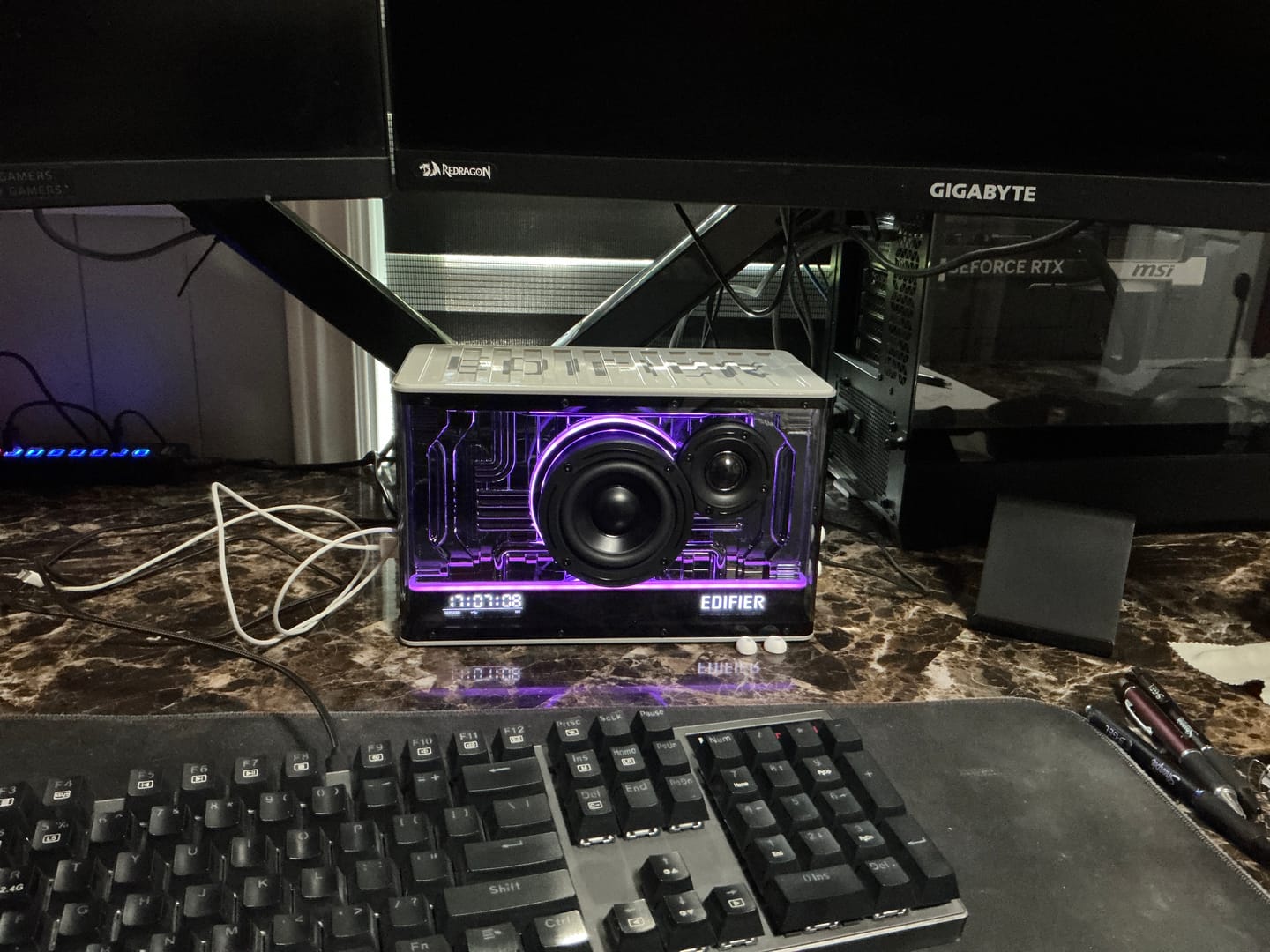 Customer photo review of QD35 Tabletop Bluetooth Speaker