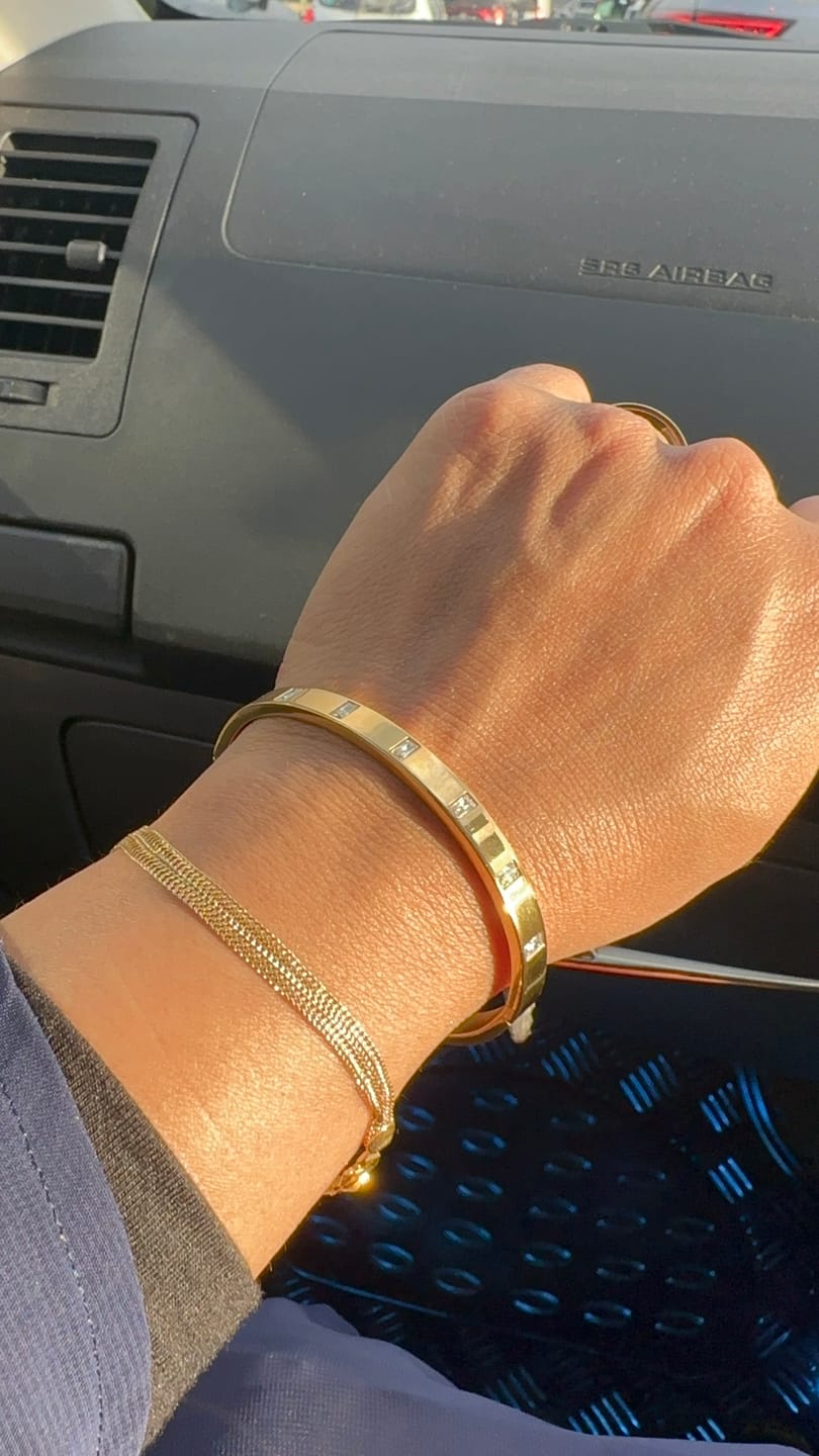 Customer photo review of Baguette Hinged Bangle Bracelet