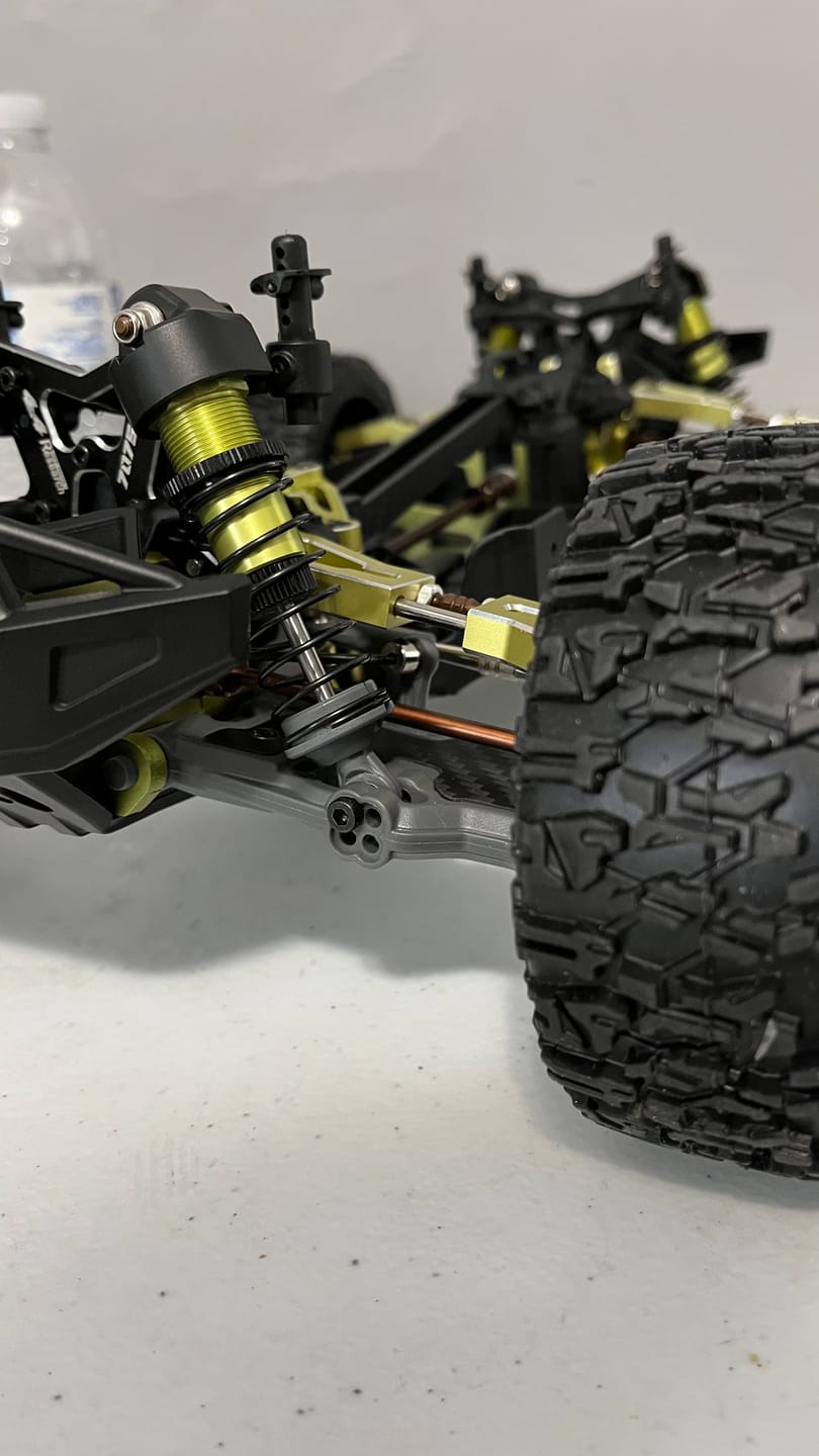 Customer photo review of S2 Alloy Steel Front & Rear Shock Stand For RZ001