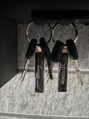 Customer photo review of Metall Schlüsselanhänger personalisiert mit Name, Text, Spruch und Foto