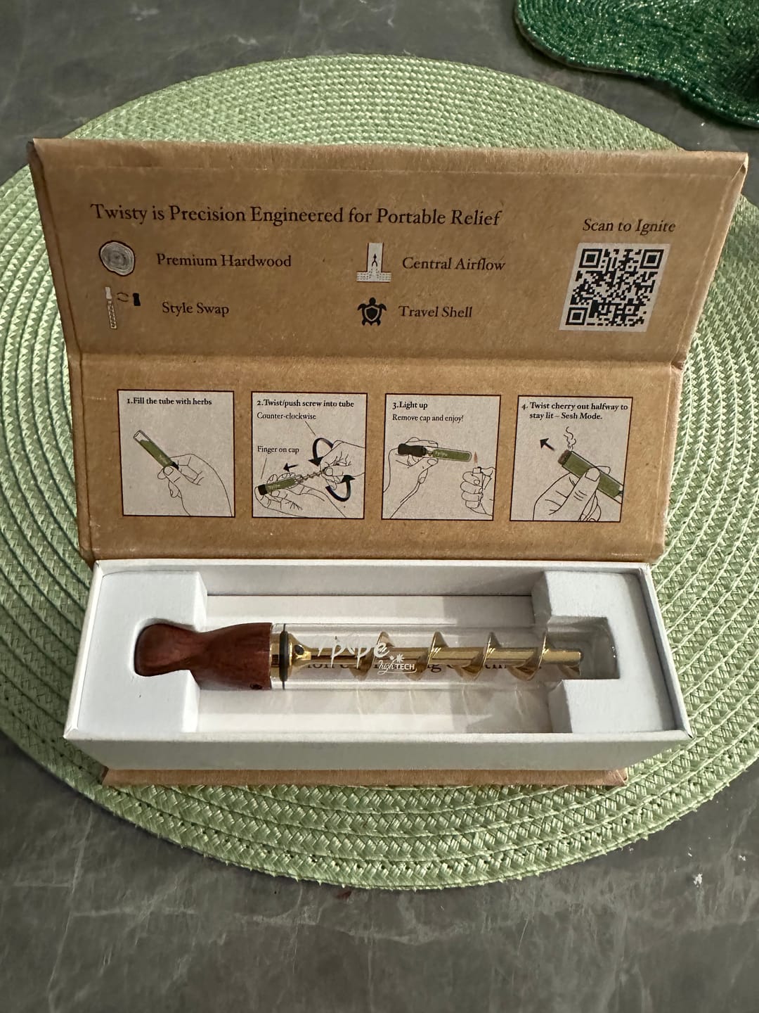 Customer photo review of Twisty Glass Blunt Gen 2- Rosewood