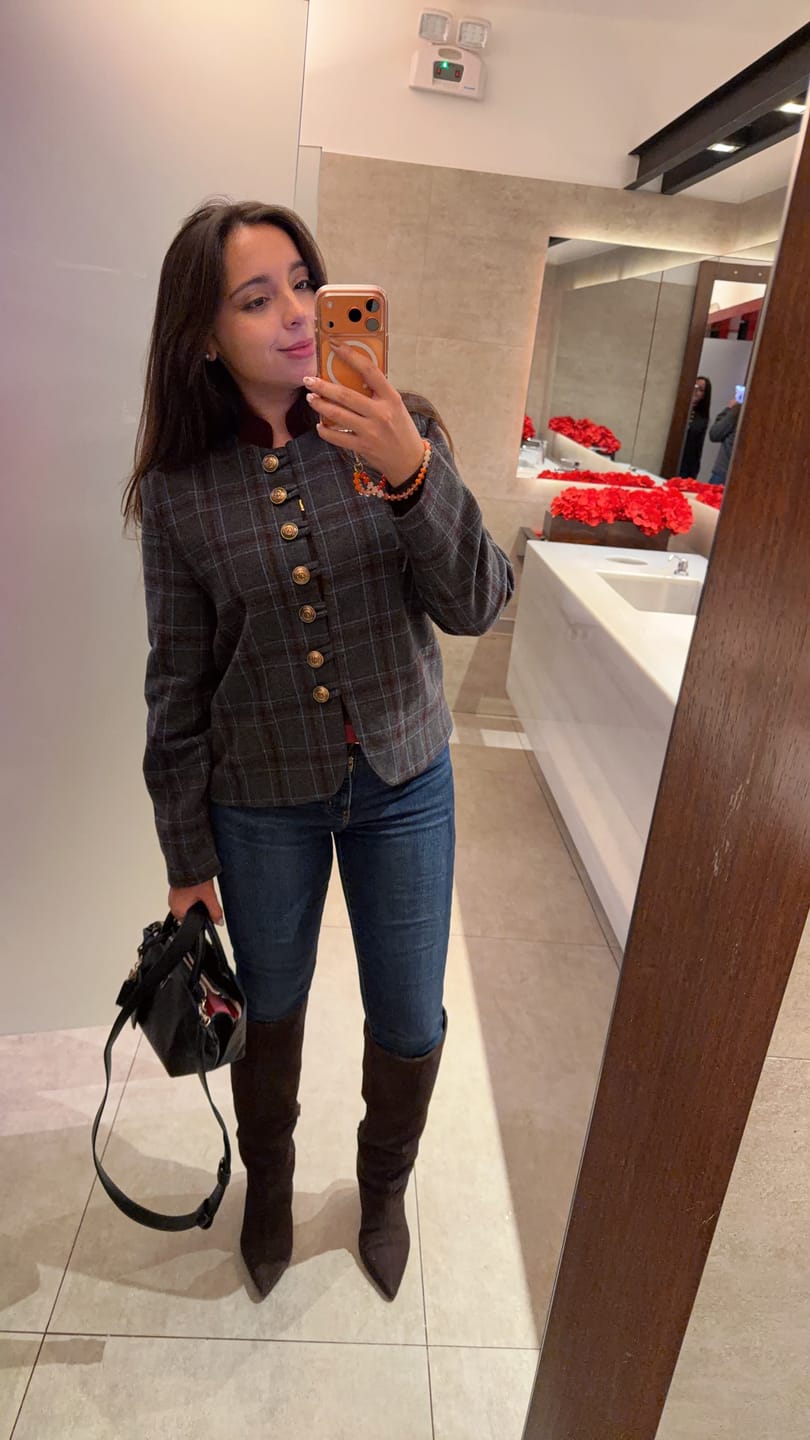 Customer photo review of Chaqueta Estampada Botones Grey