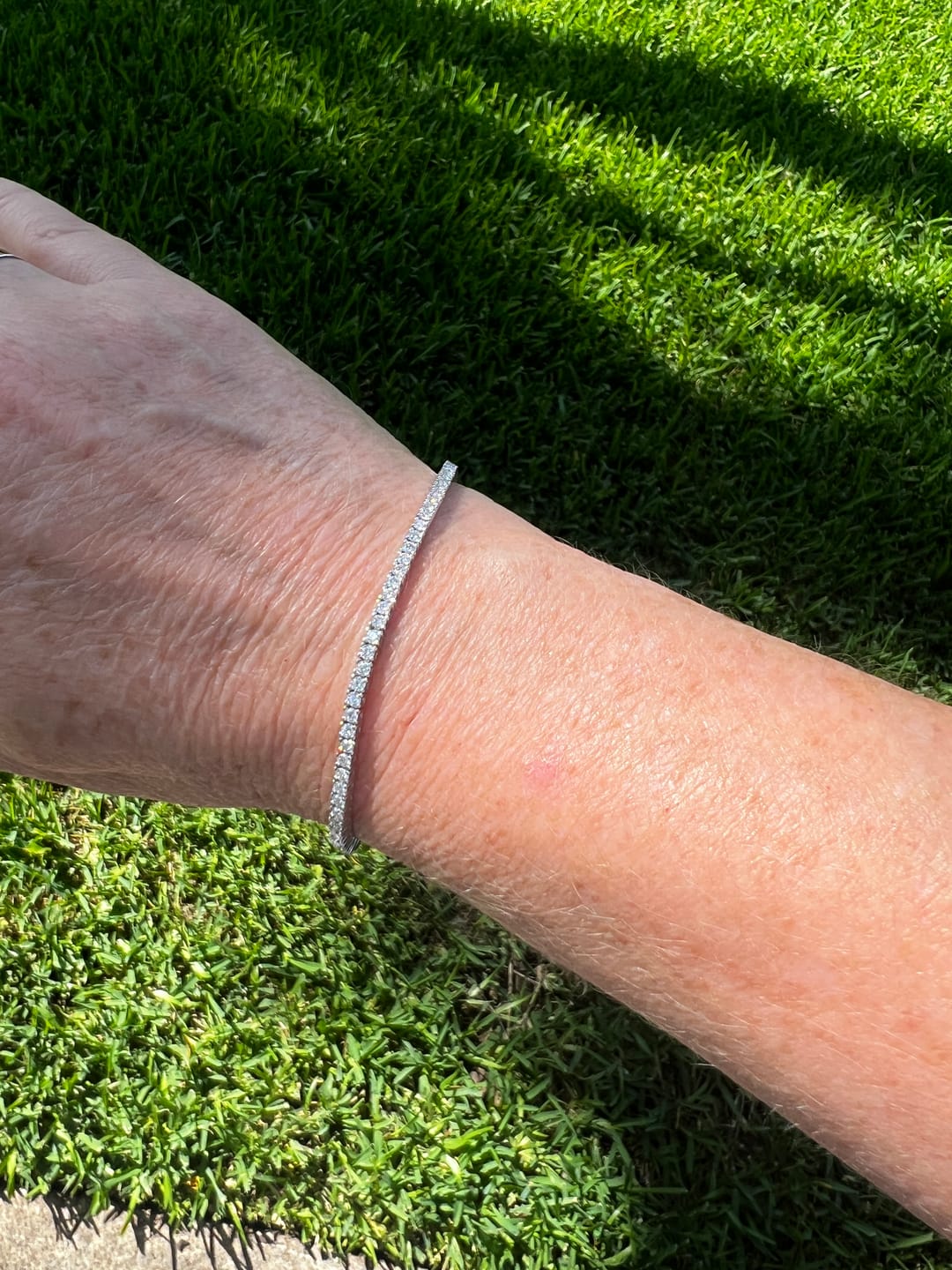 Customer photo review of Clara VVS1 Moissanite Round Cut Tennis Bracelet