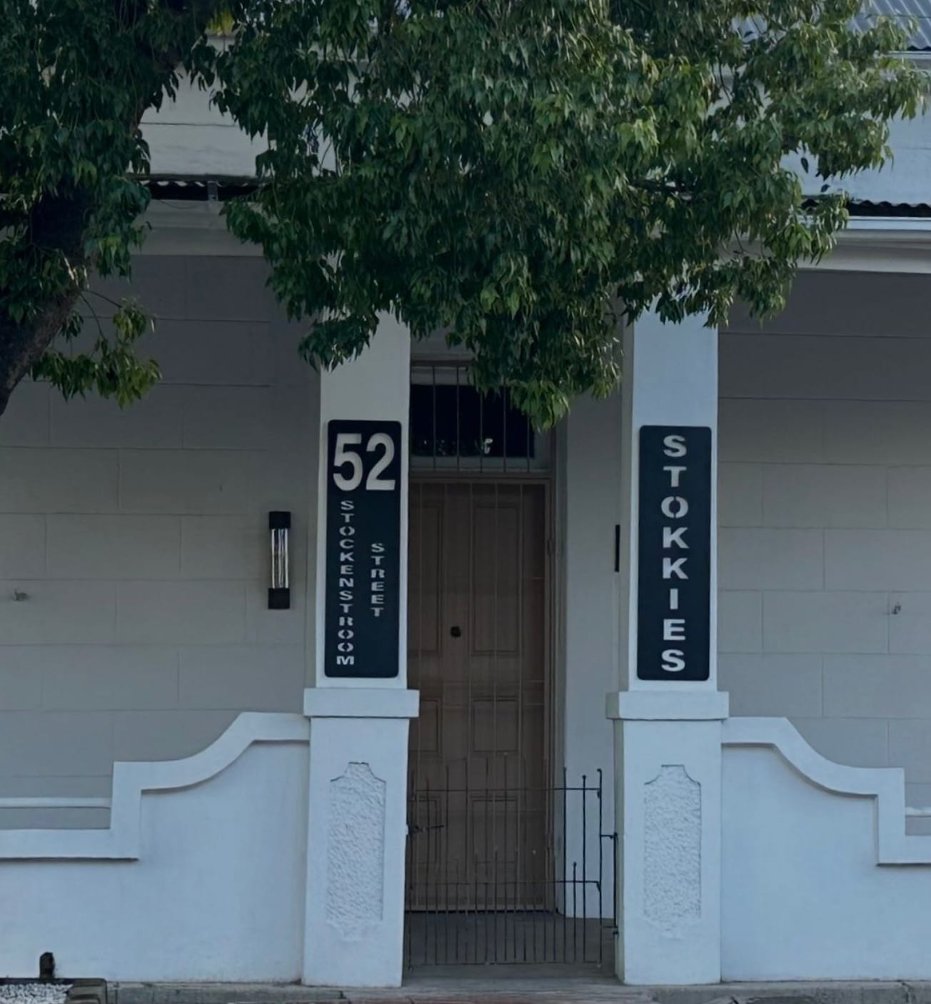Customer photo review of HOUSE NUMBER VERTICAL DESIGN PLATE 1 METAL WALL ART