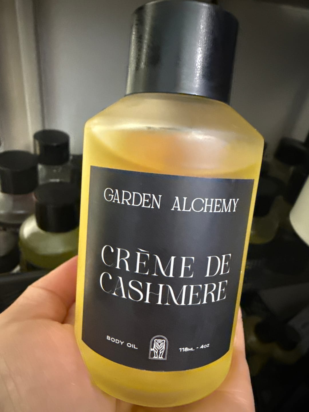Customer photo review of CRÈME DE CASHMERE body oil