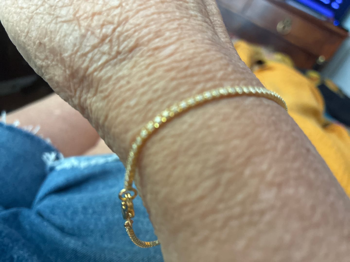 Customer photo review of 1.5mm Tennis Bracelet - Gold