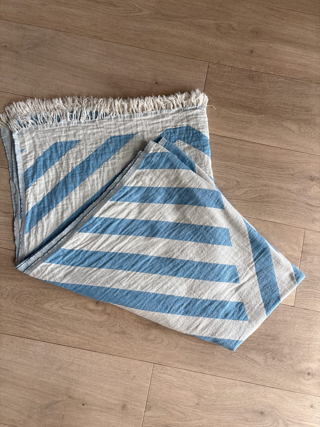 Customer photo review of Leichtes Strandtuch aus Baumwolle | Key West