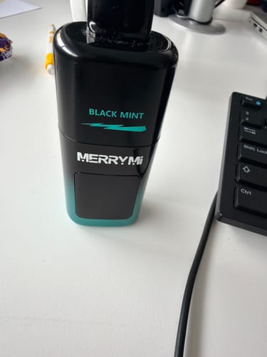 Customer photo review of Merry-Mi - Mecha Pro 35K - Puff Jetable / Vape Disposable - 5% nicotine