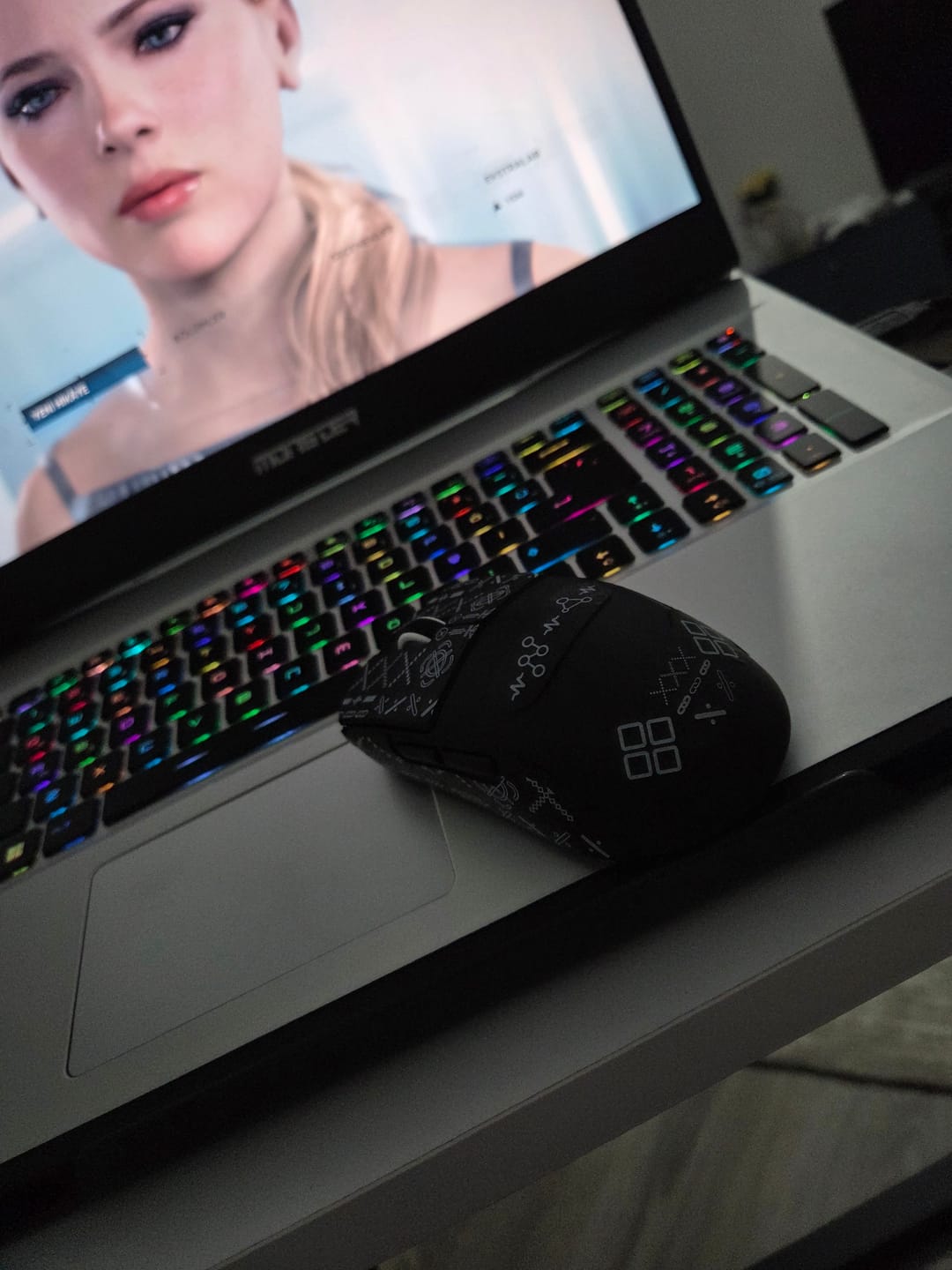 Customer photo review of VXE Dragonfly R1 Wireless Mouse