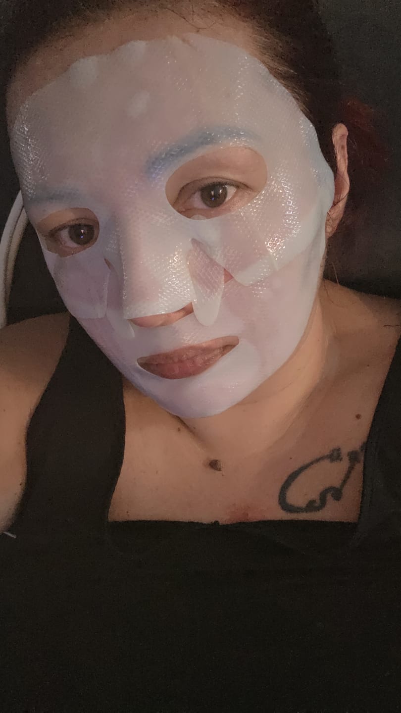 Customer photo review of GlassSkinMask Green Pore Reset
