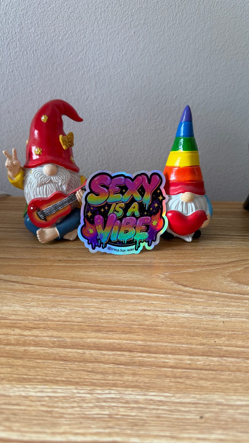 Customer photo review of Stickers Holográficos - Personalizadas