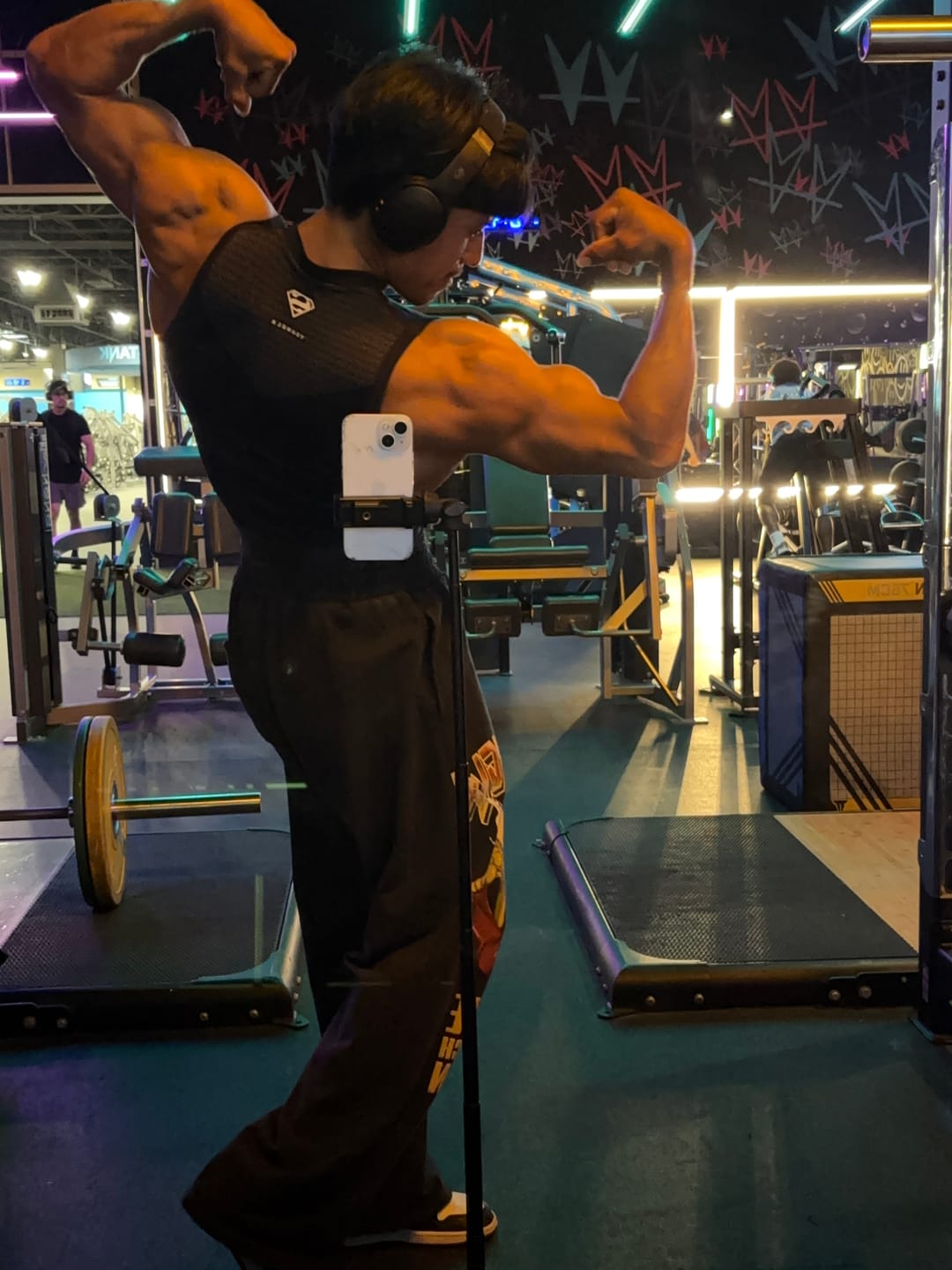 Customer photo review of 3047 - Superman Compression Tanks