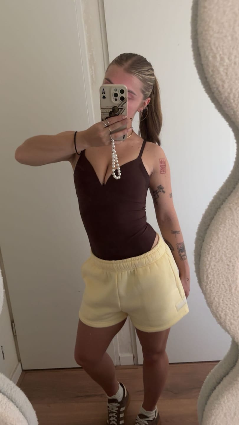 Customer photo review of GATED COMMUNITY SHORTS BUTTER YELLOW