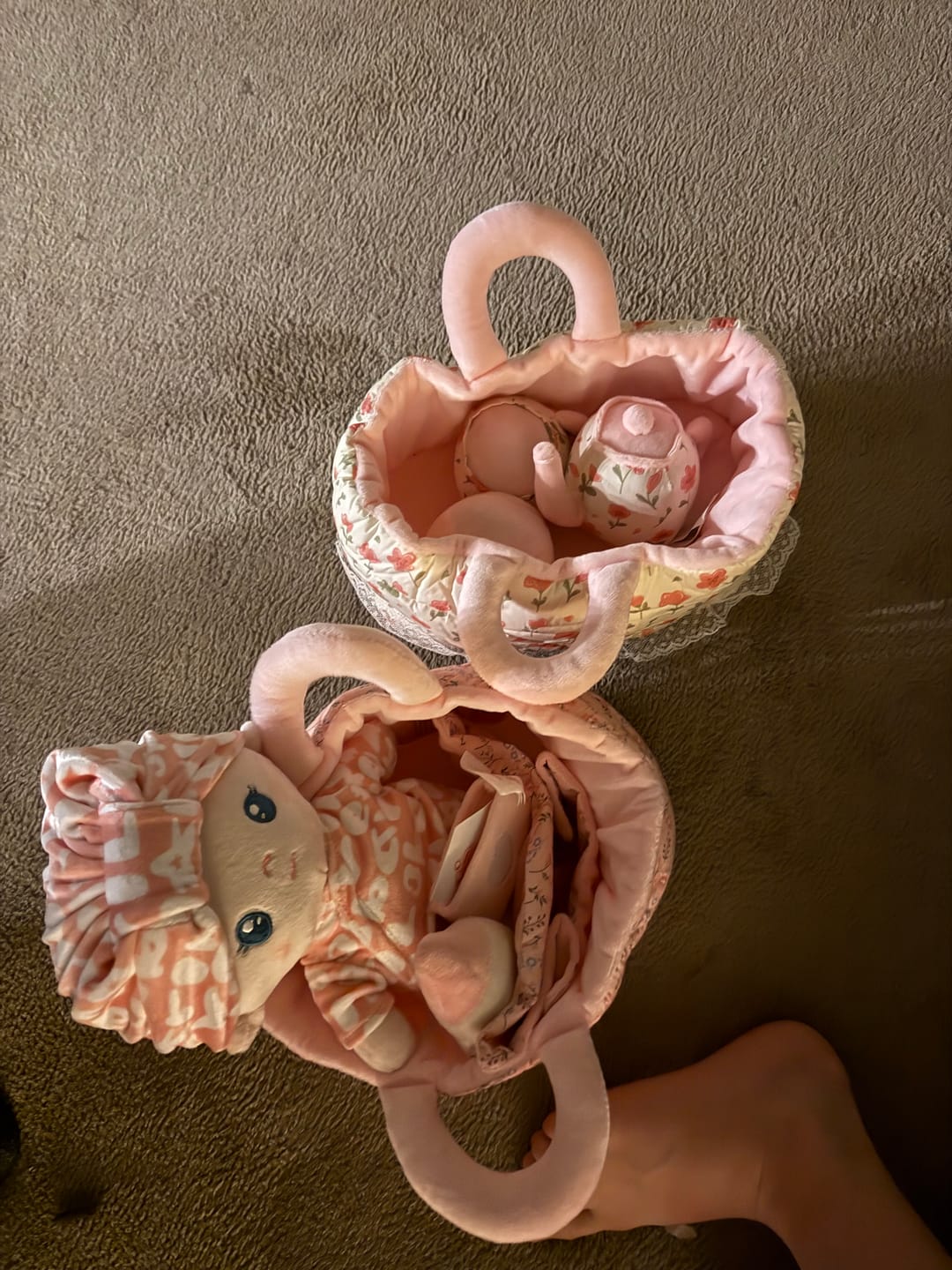 Customer photo review of A Little Teapot Playset