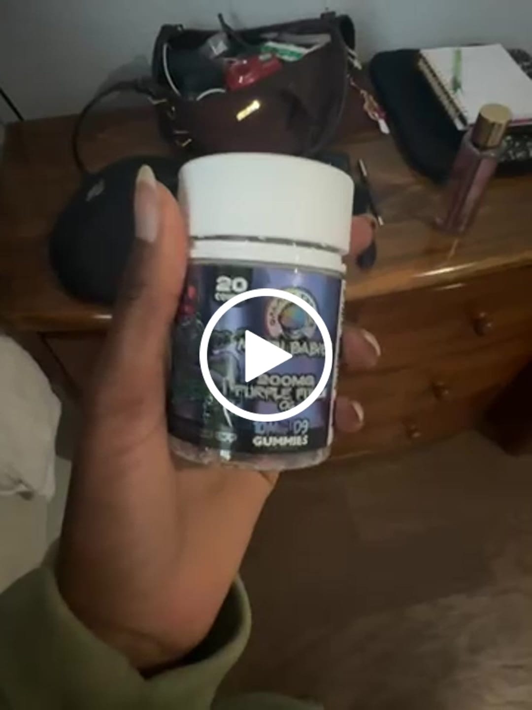 Customer video review of Purple Punch OG D9 Gummies