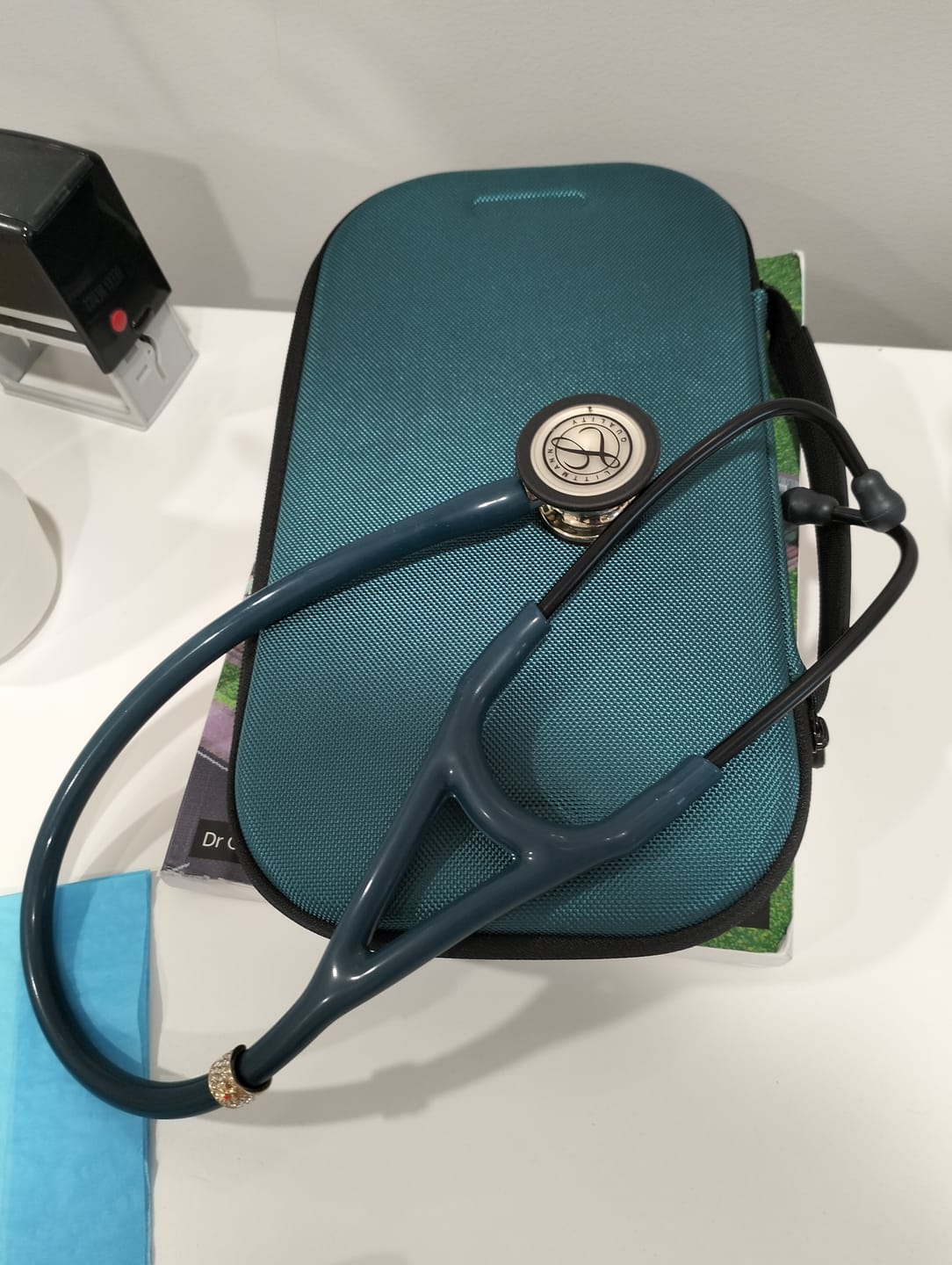 Customer photo review of Pod Technical Cardiopod II Stethoscope Case for all Littmann Stethoscopes - Caribbean Blue