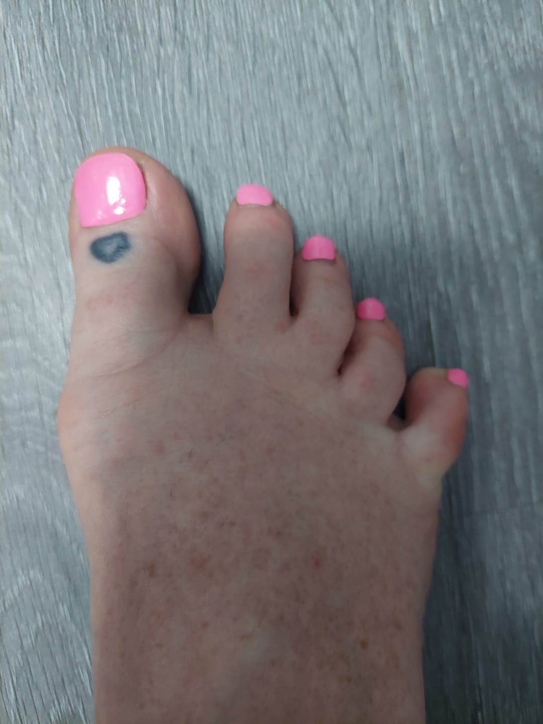 Customer photo review of Hey Barbie! Toes