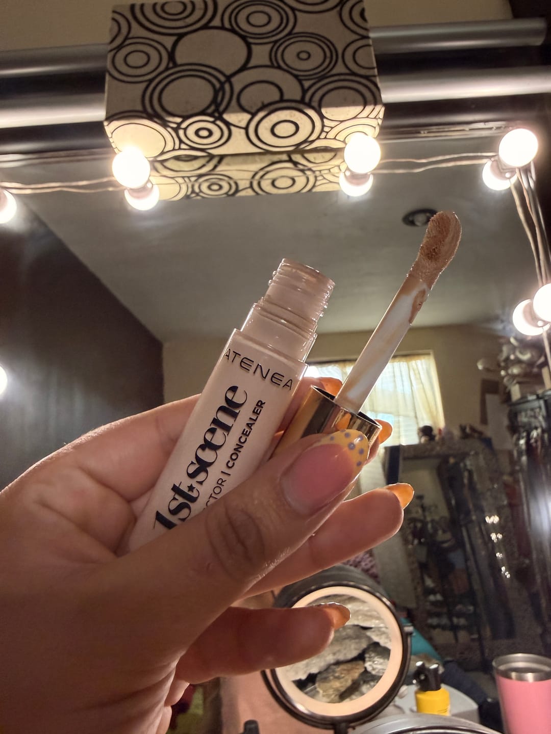 Customer photo review of CORRECTOR LÍQUIDO 1ST SCENE