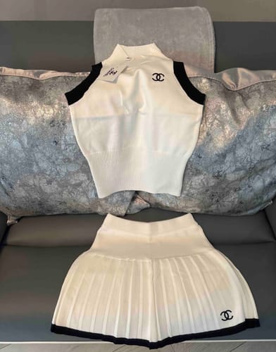 Customer photo review of 2 piece C set