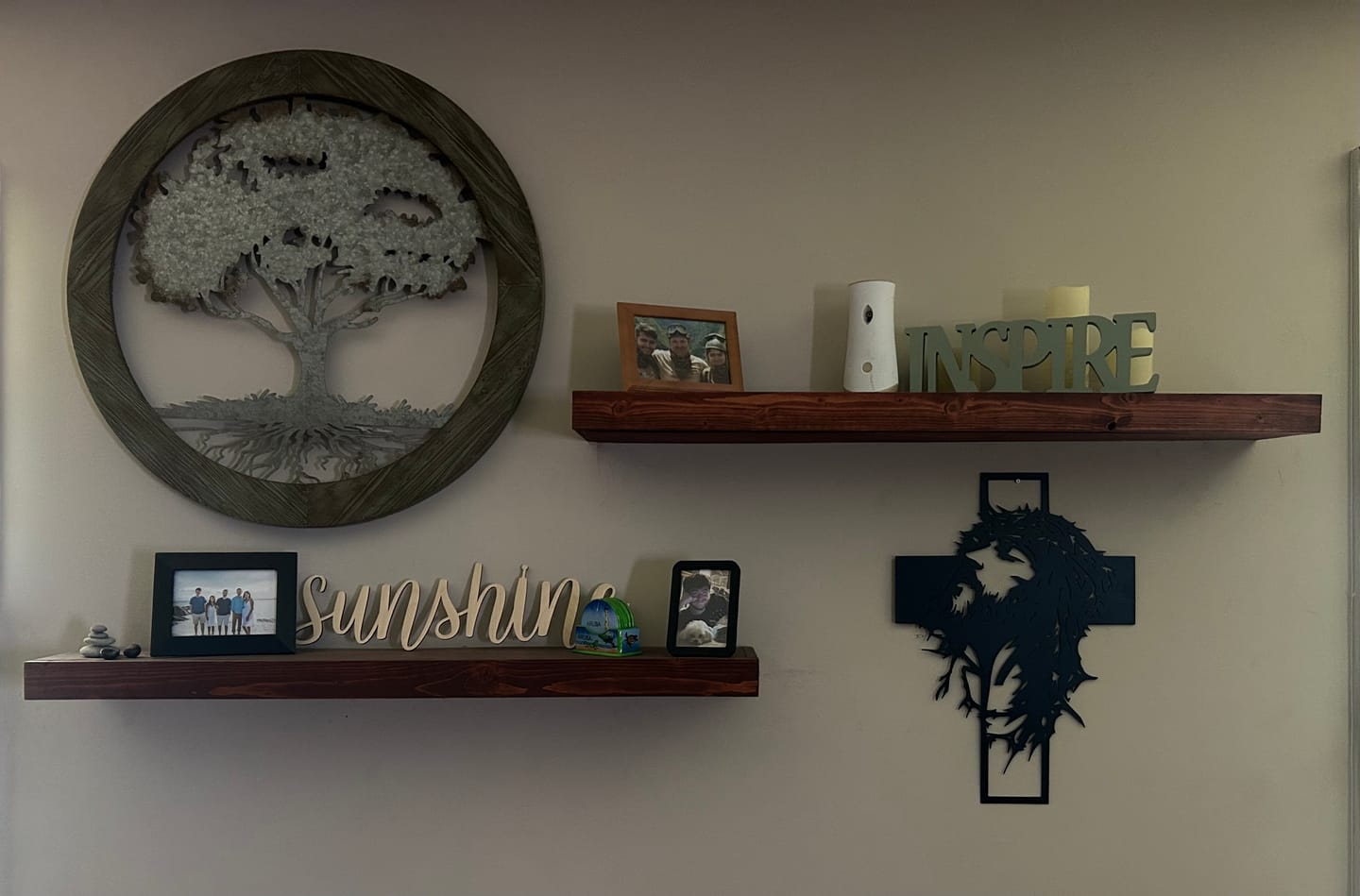 Customer photo review of Christianartworkshop Crown of Thorns Jesus Cross Metal Wall Decor: Heartfelt Faith Statement