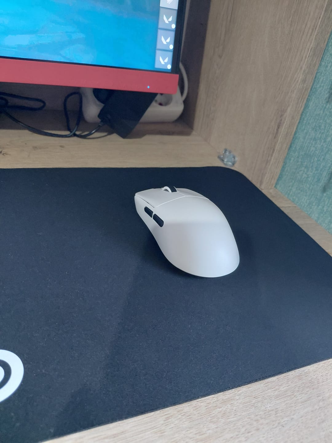 Customer photo review of VXE Dragonfly R1 Wireless Mouse