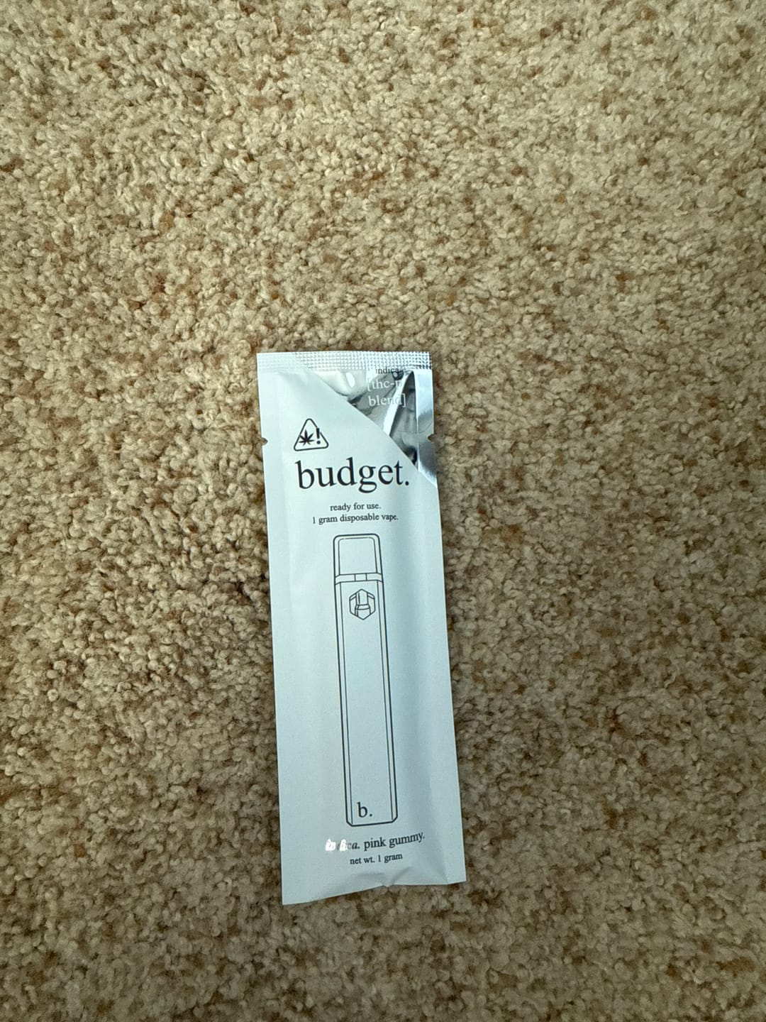 Customer photo review of 1 Gram THC-P Blend Vape Pen | Pink Gummy - Indica
