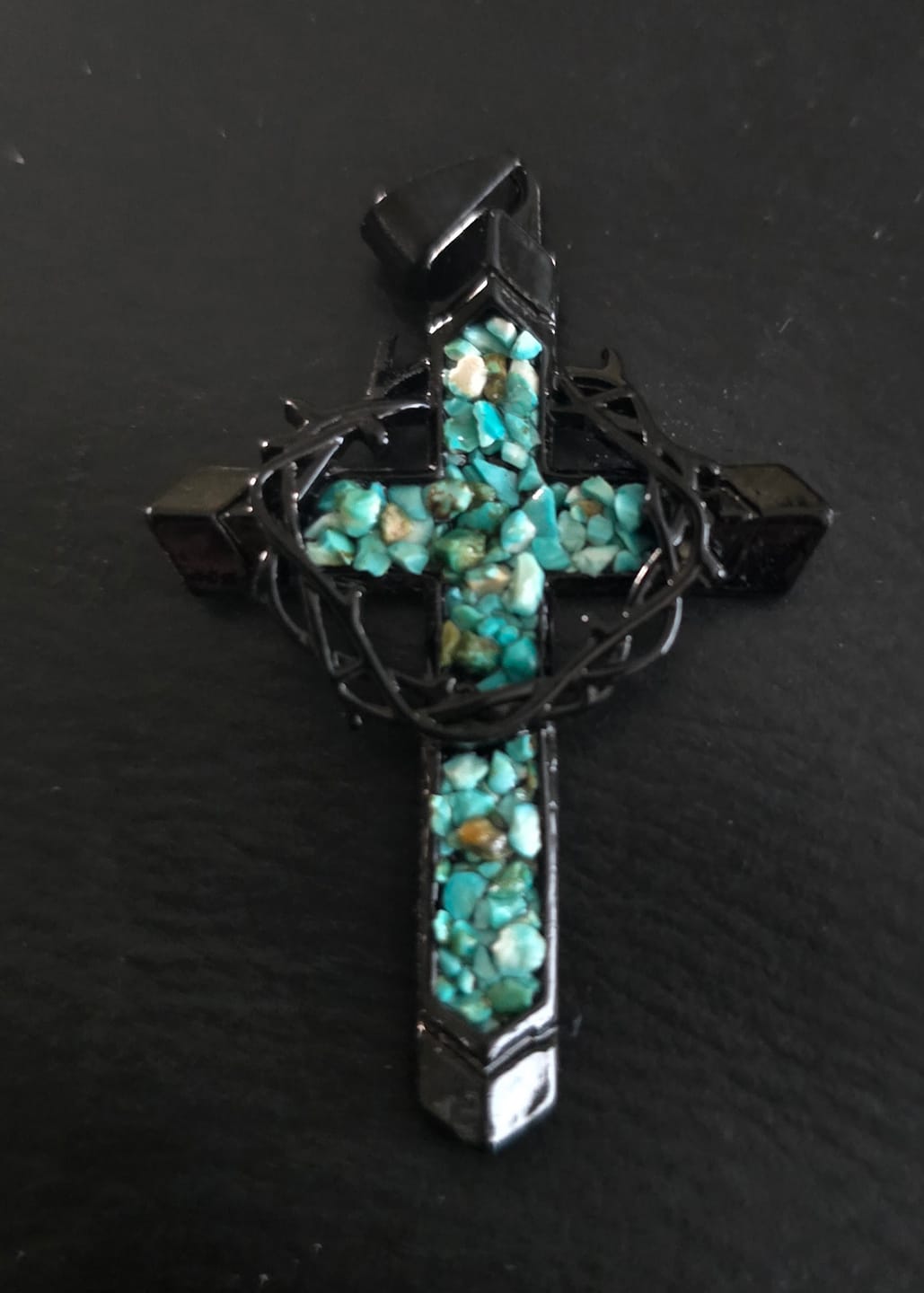 Customer photo review of Thorn-Wrapped Inlaid Cross Pendant Necklace: A Symbol of Christ’s Sacrificial Love