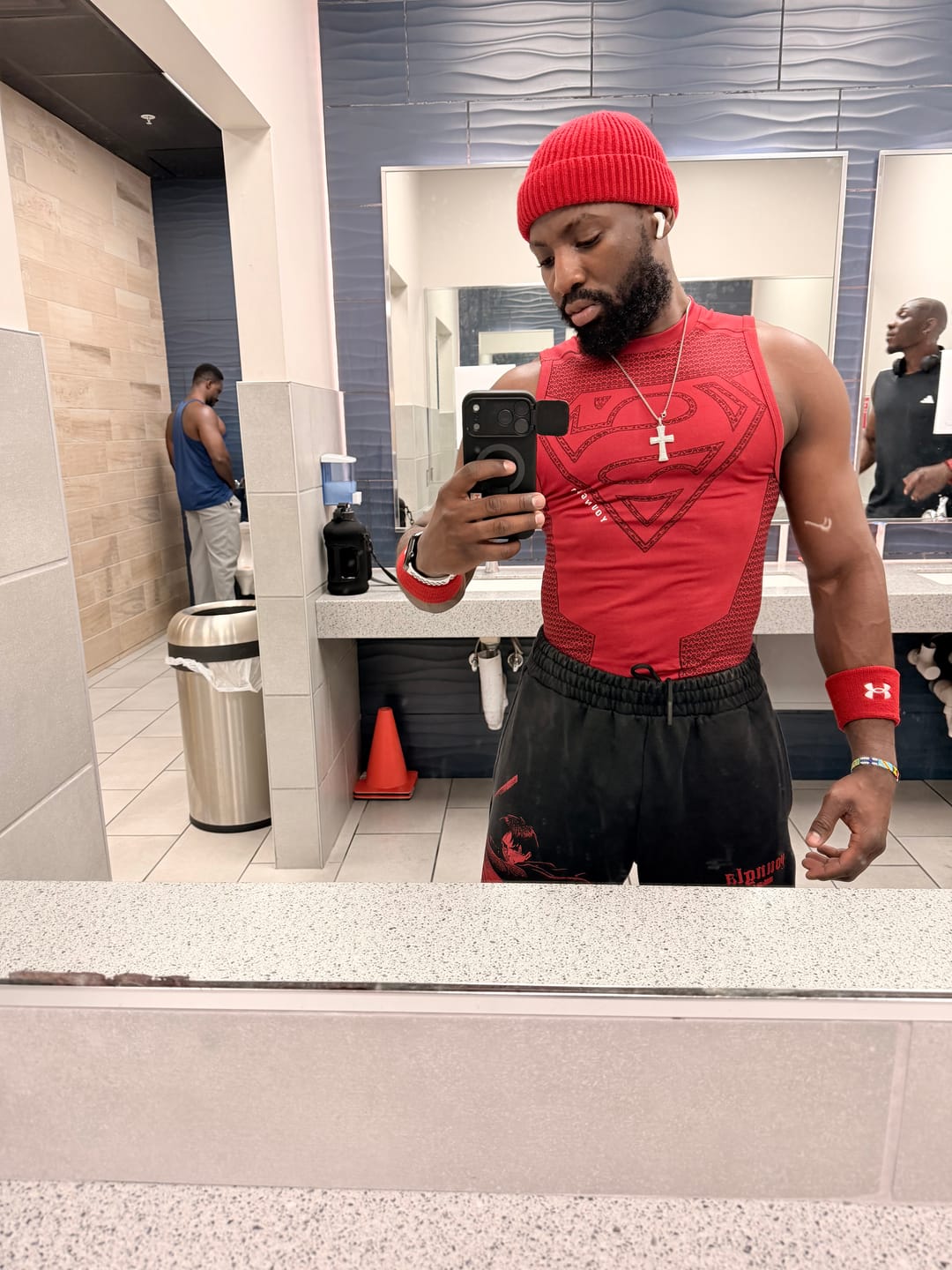 Customer photo review of 3047 - Superman Compression Tanks