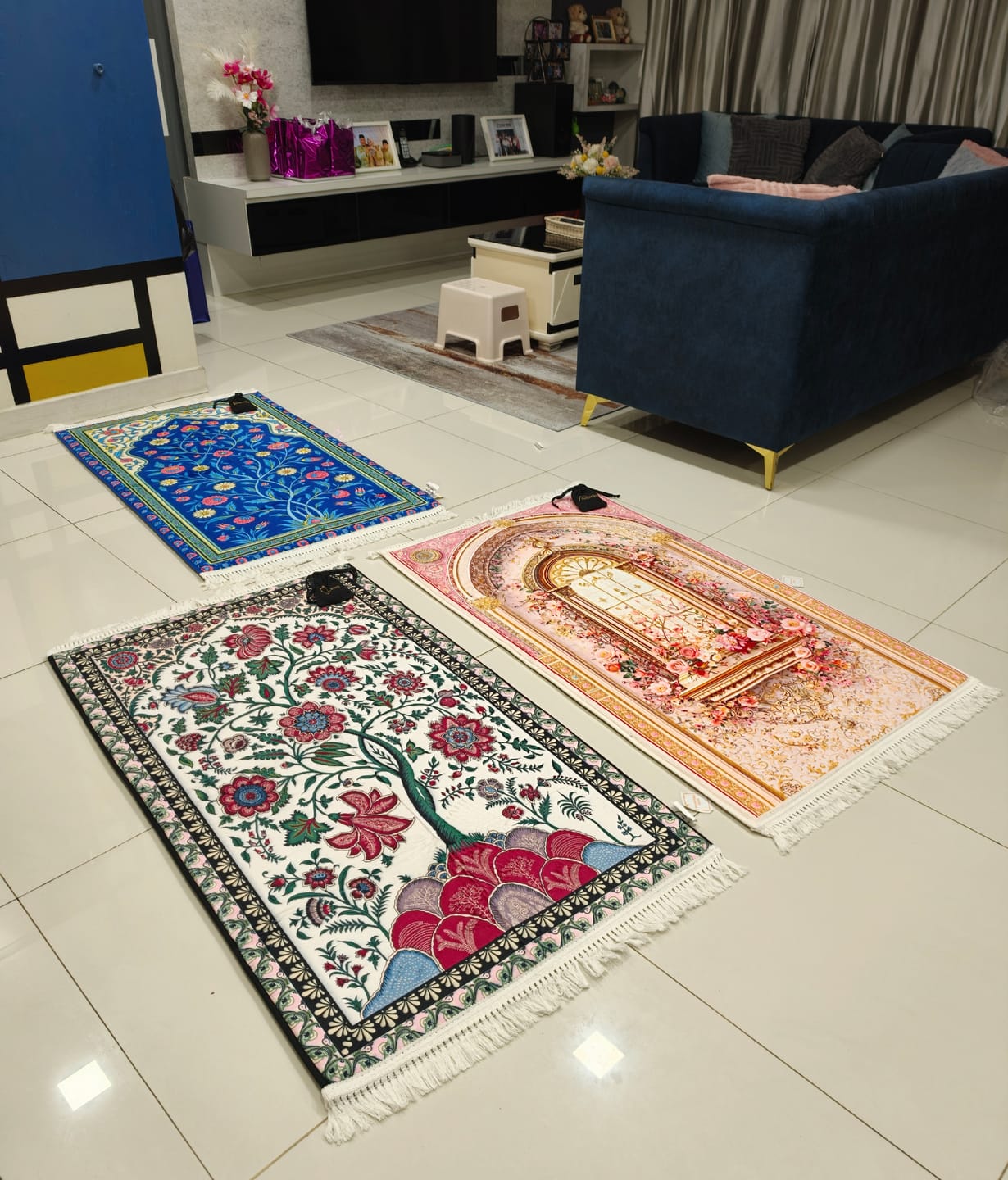 Customer photo review of Azure Garden Padded Prayer Mat