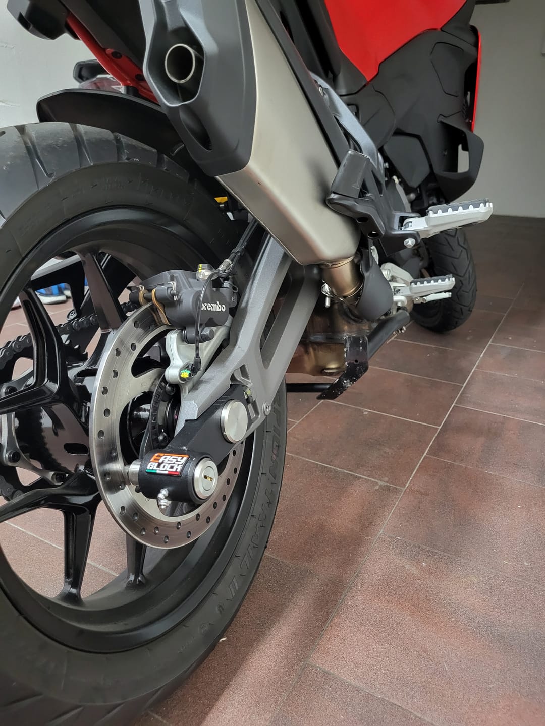 Customer photo review of Multistrada V2