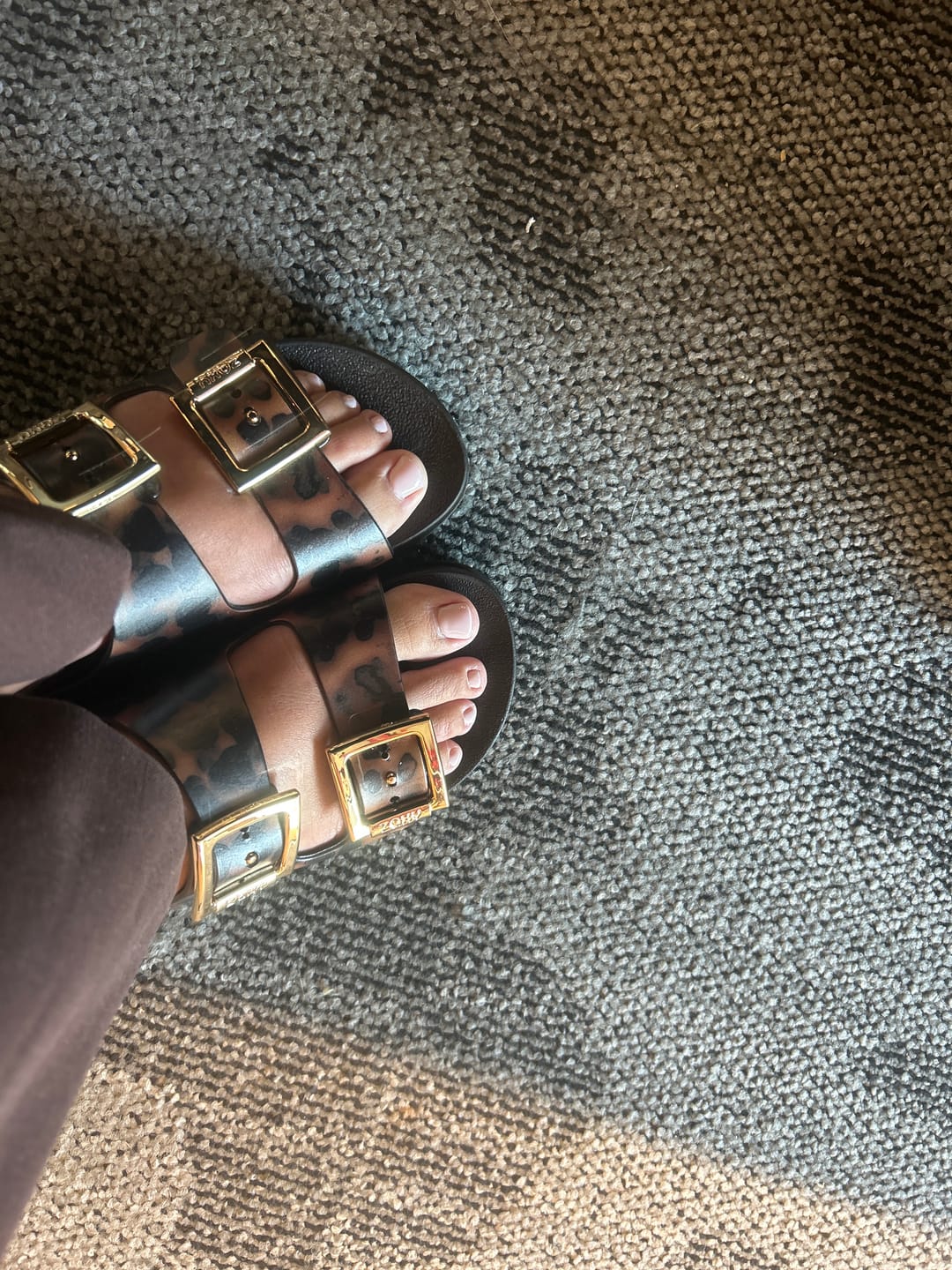 Customer photo review of כפכפי גומי בהדפס מנומר לנשים Partner III Fem