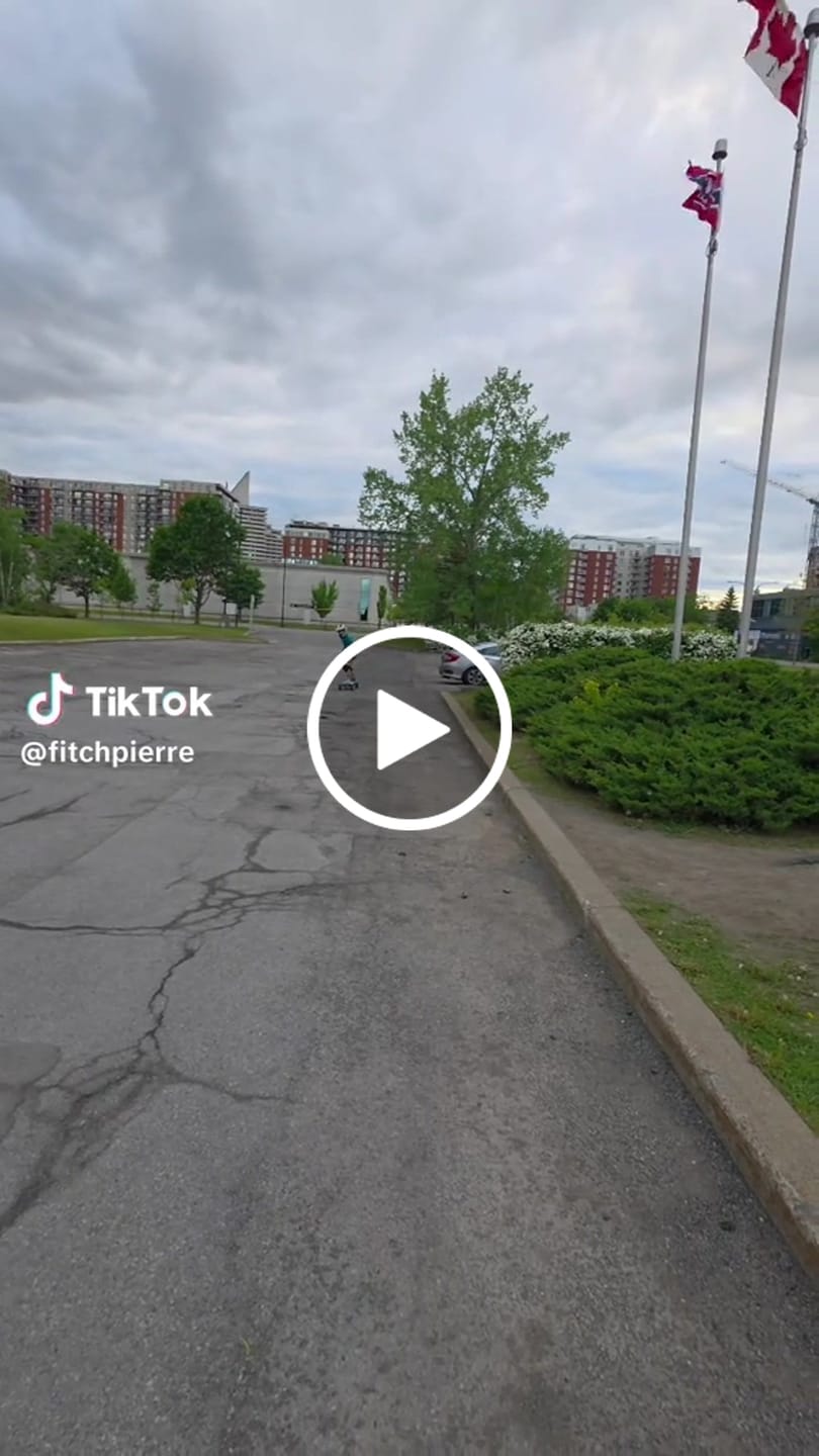 Customer video review of Acedeck® Nomad N3 Electric Skateboard-Best All-terrain Long Range Electric Skateboard