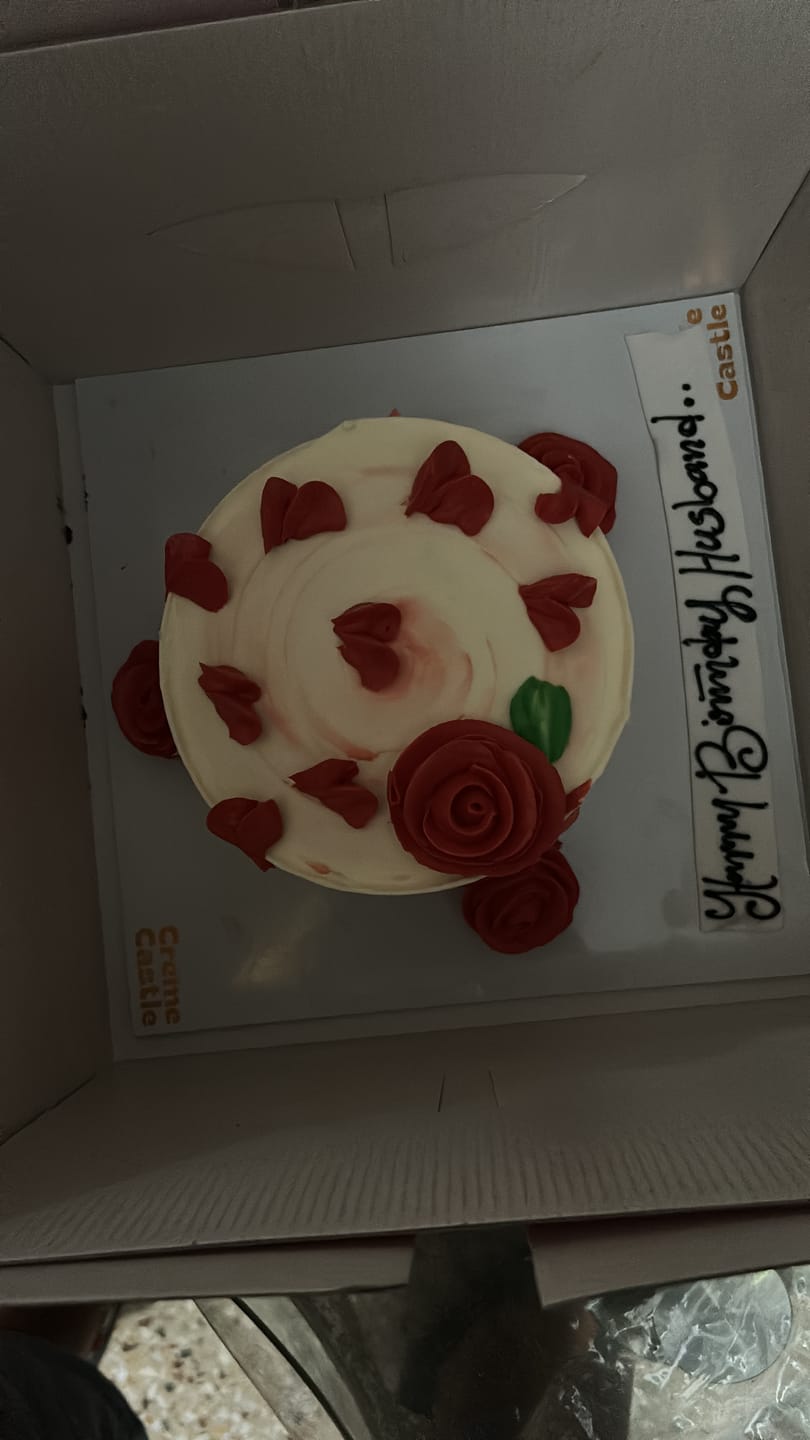 Customer photo review of Pink Rose Ombre Cake