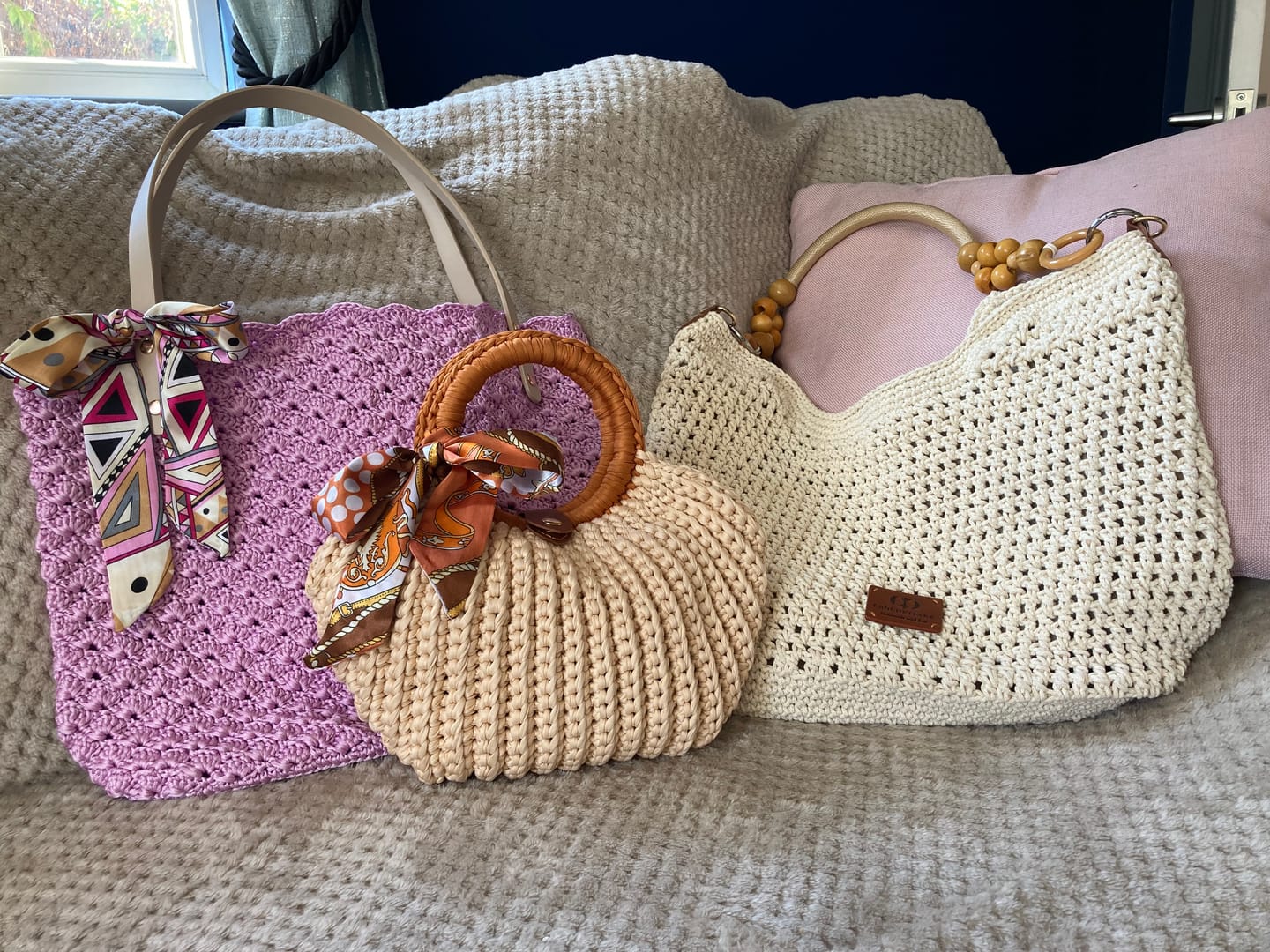 Customer photo review of CrochetPark™ Shell crochet Handbag DIY Kit