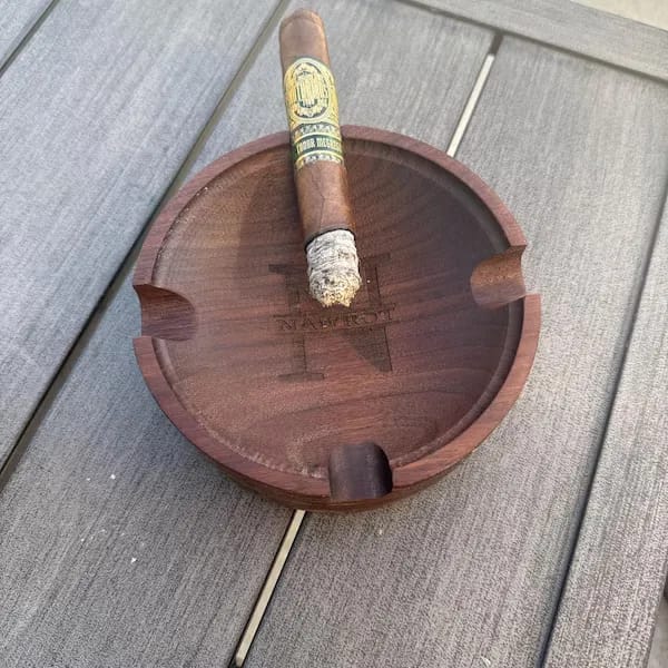 Customer photo review of Personalized Name Walnut Cigar Ash Tray for Dad,Grandpa,Boyfriend,Friend