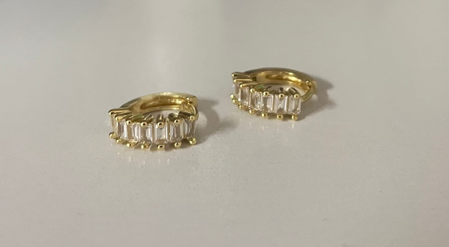 Customer photo review of Huggies 10MM Baguettes