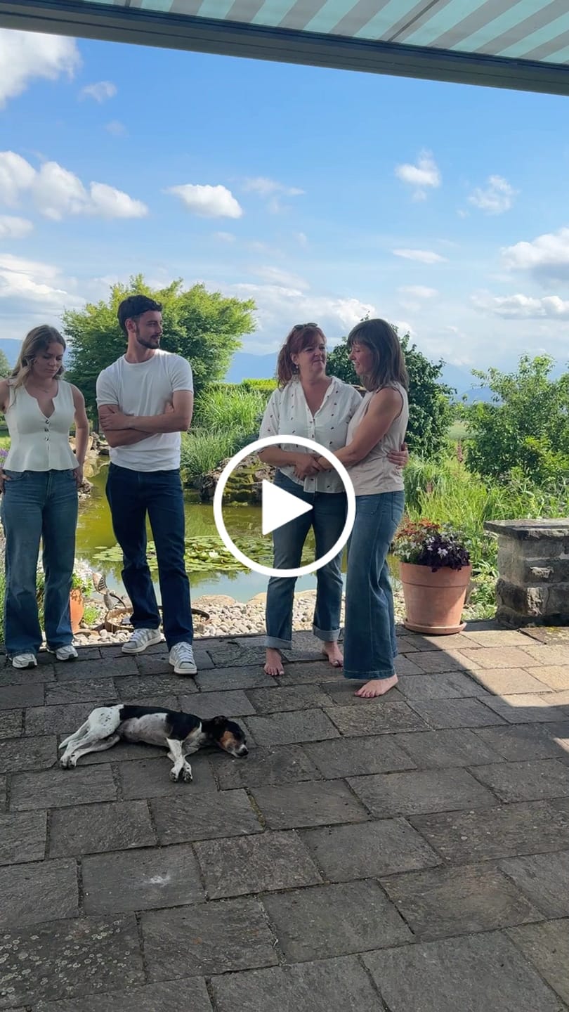 Customer video review of Dein persönlicher Song