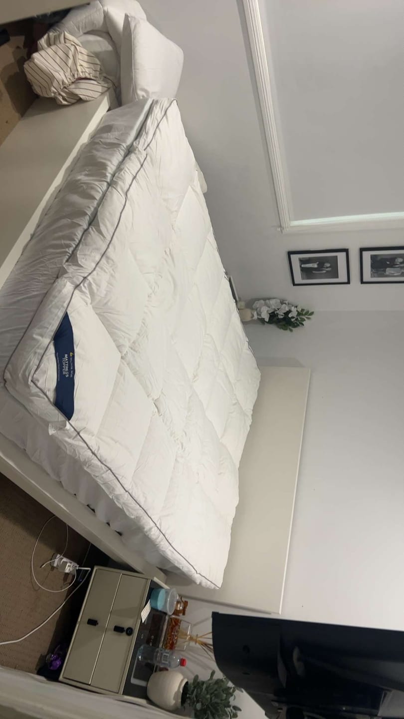 Customer photo review of Muscle Mat Luxury Mattress Topper