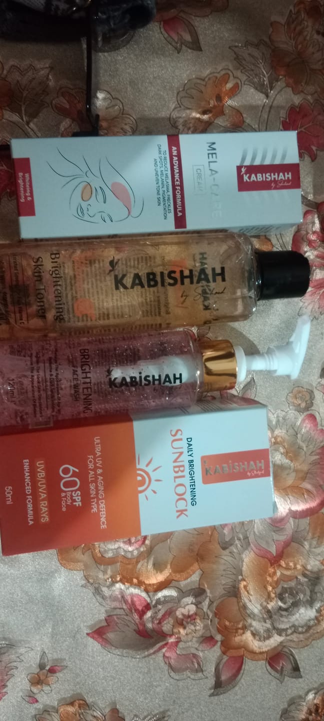 Customer photo review of Bright & Even Skintone Kit
