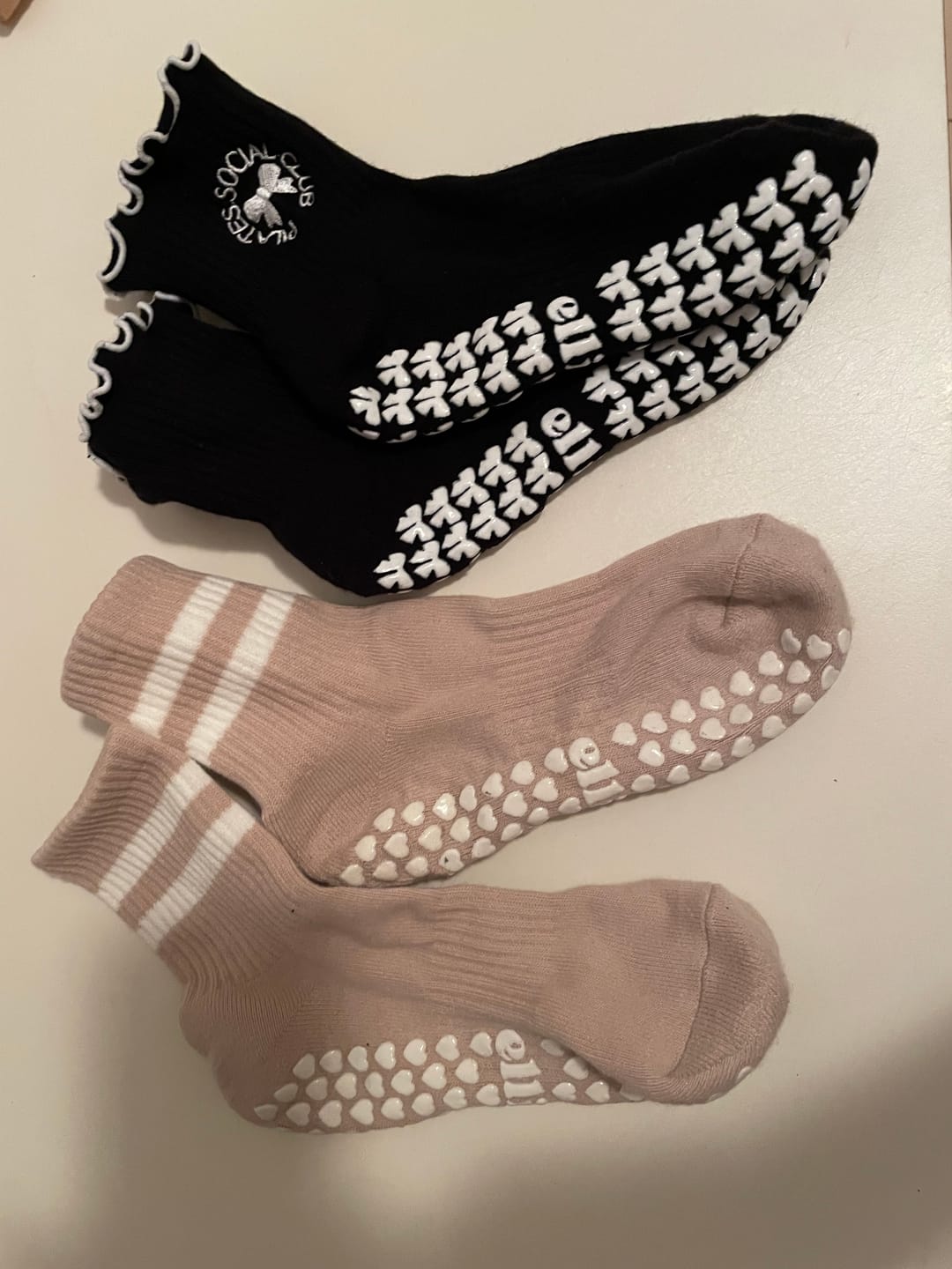 Customer photo review of Dual-Direction Grip Stripes - Oat Milk