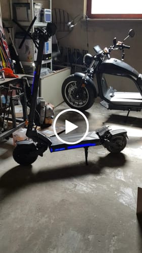 Customer video review of Ausom DT2 Pro Dual Motor E-scooter